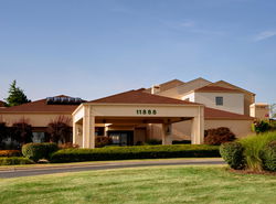 Courtyard St. Louis Westport Plaza