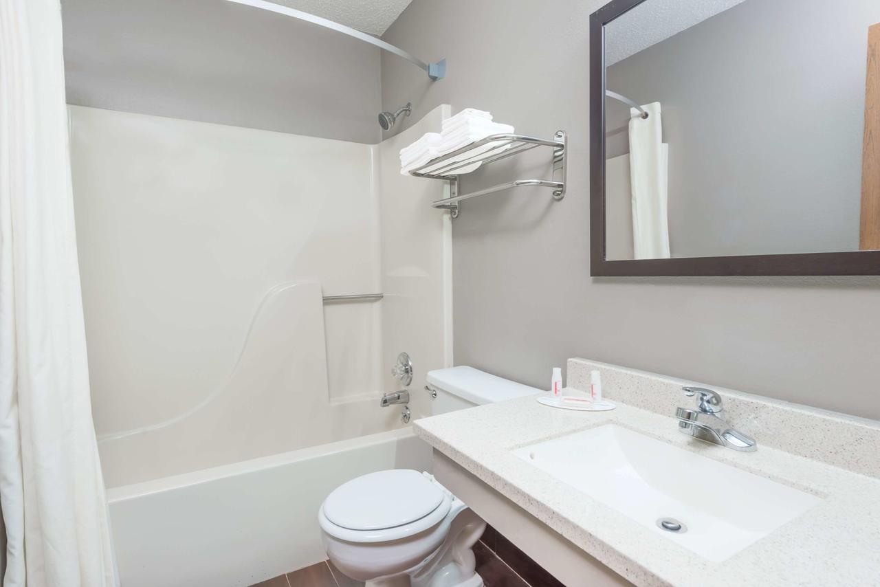 Super 8 By Wyndham West Plains - thumb 1