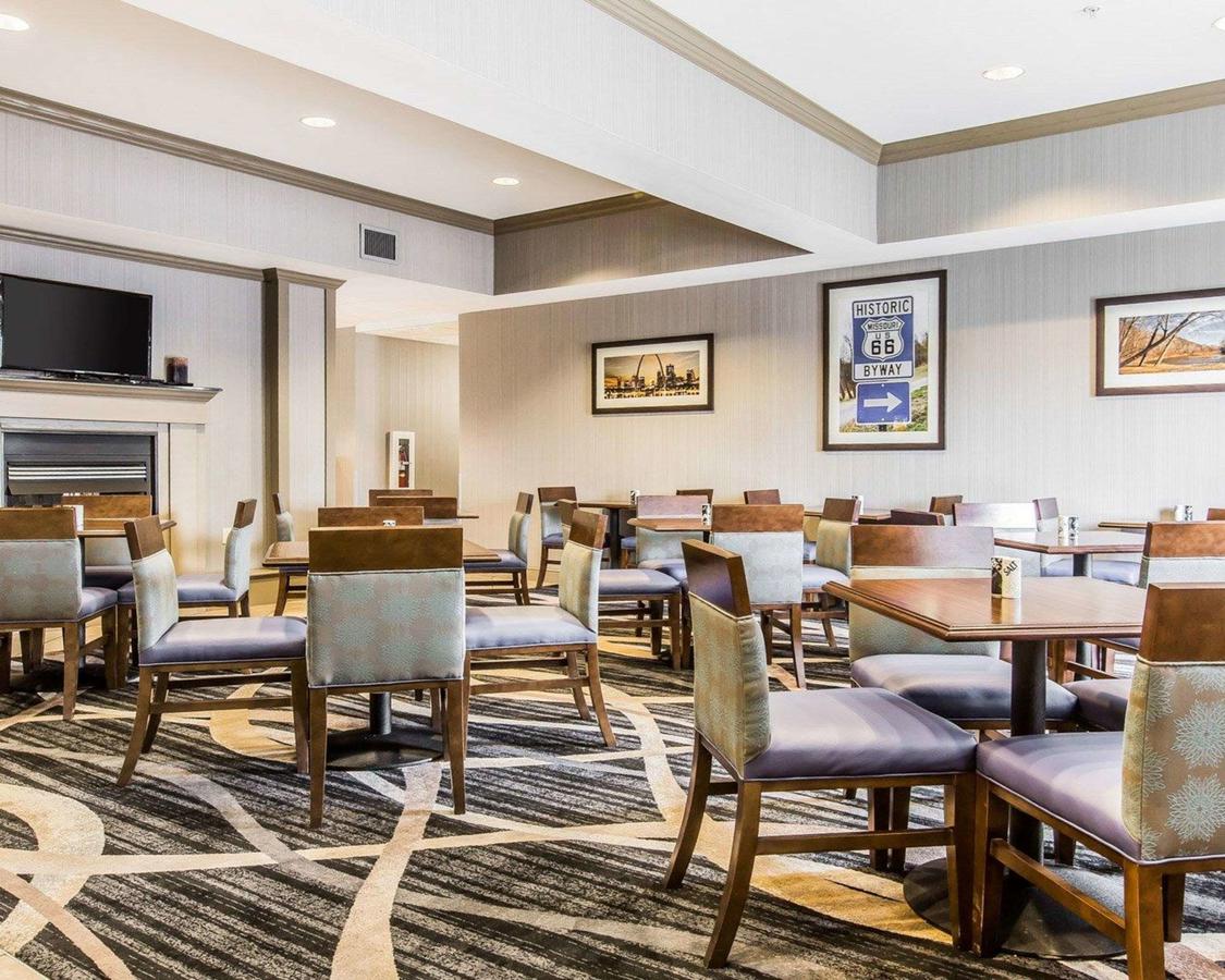 Comfort Inn Sullivan - thumb 2