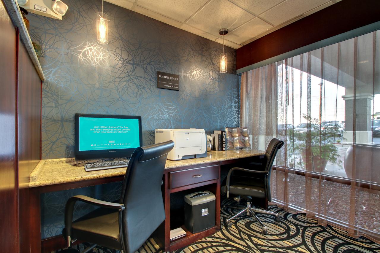 Hampton Inn Rolla - thumb 29