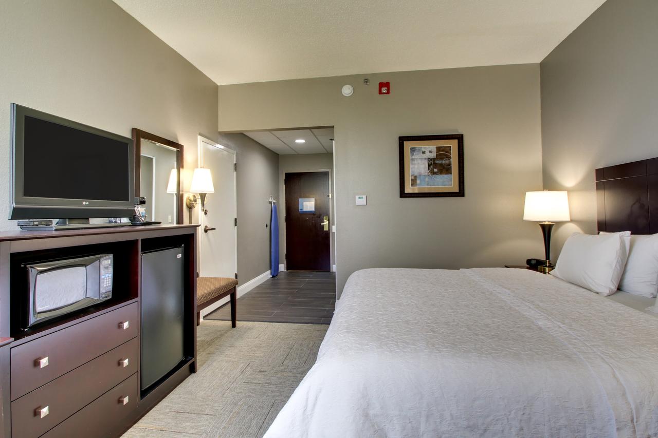 Hampton Inn Rolla - thumb 26