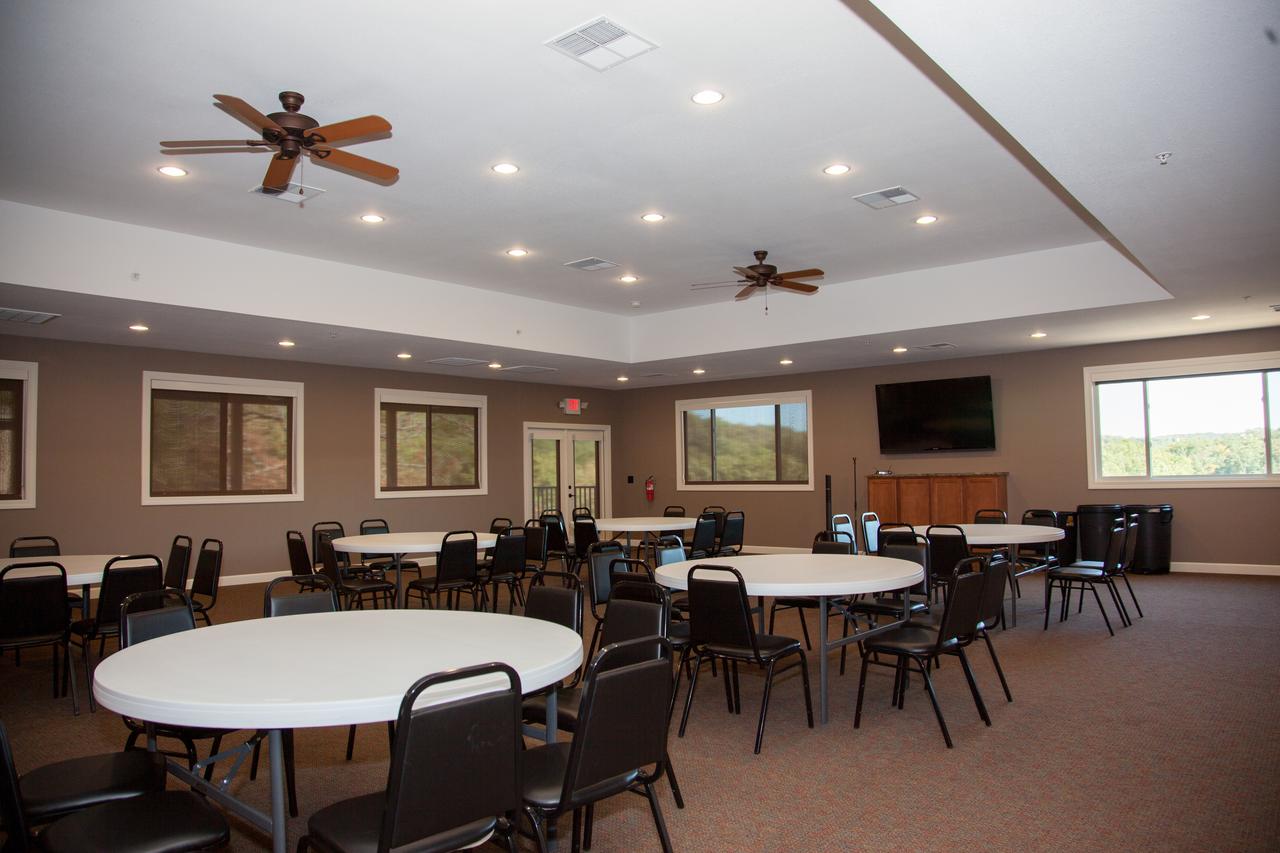 Holiday Shores Resort - thumb 31