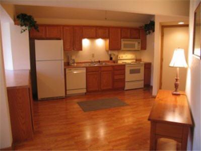 Holiday Shores Resort - thumb 24