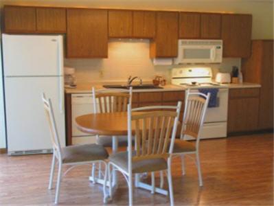 Holiday Shores Resort - thumb 25