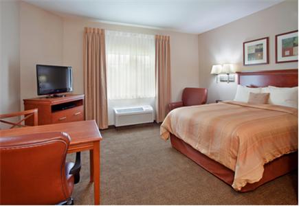 Candlewood Suites Kansas City Airport - thumb 22