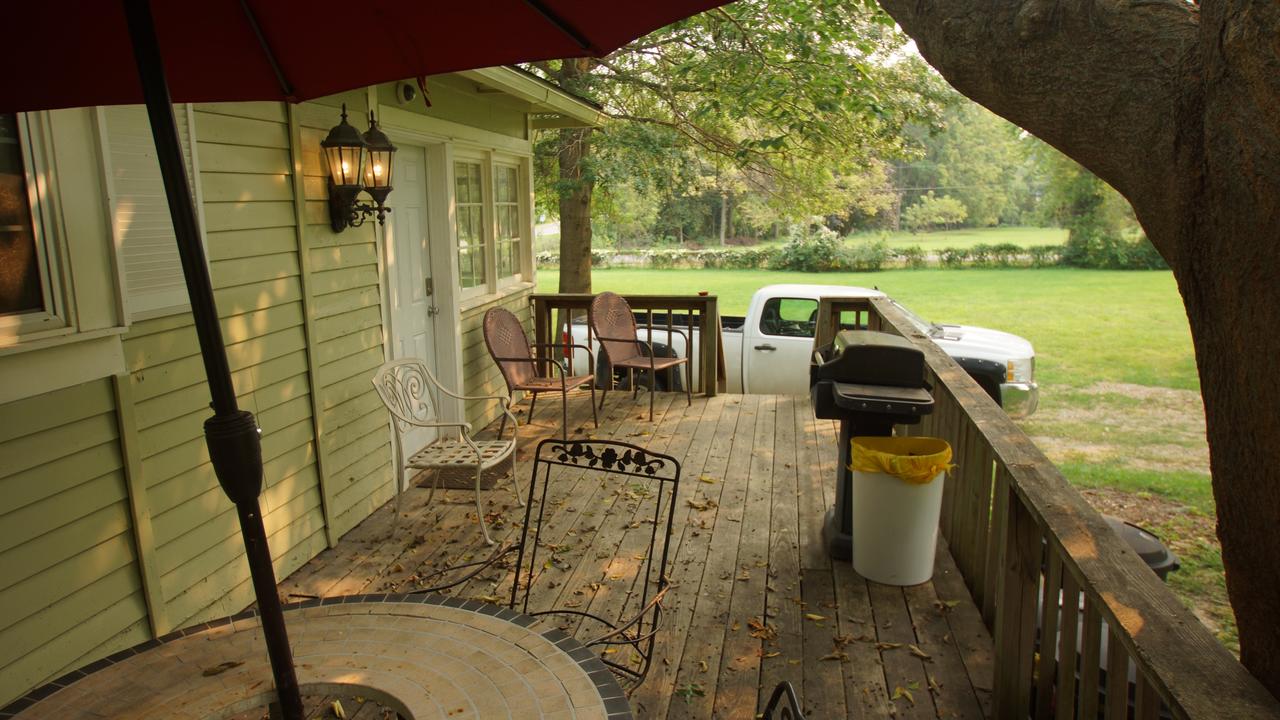 3 Bedroom Home / 4 Beds - Sleeps 8 / Near Concerts And Sports - thumb 4