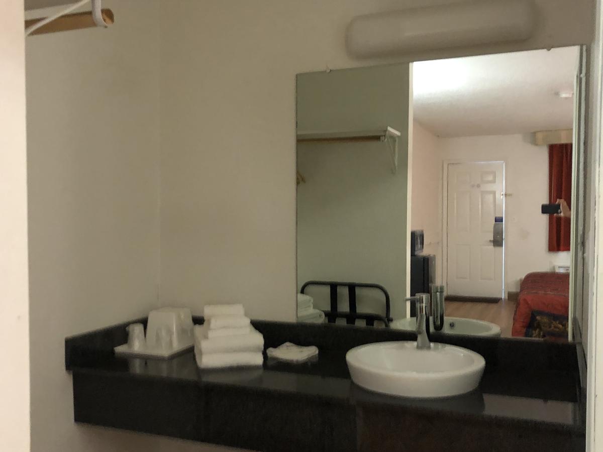 Motel 6 Rolla - thumb 7