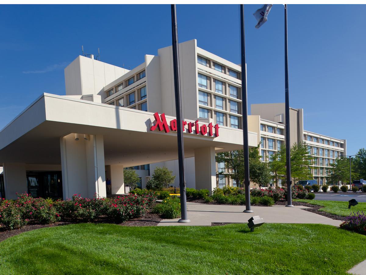 Kansas City Airport Marriott - thumb 27