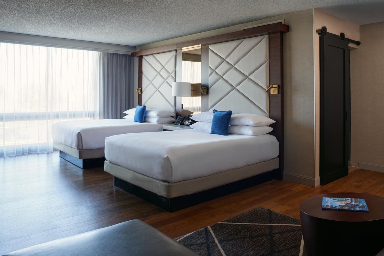 Kansas City Airport Marriott - thumb 18