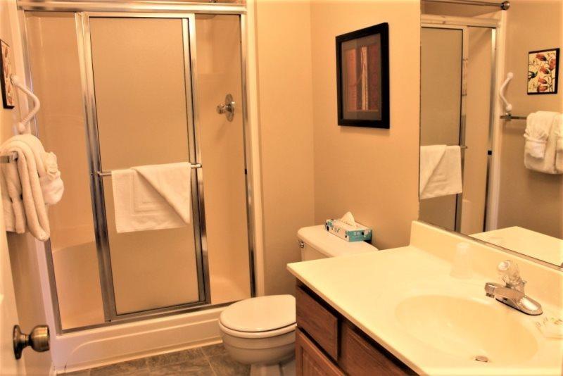 705 - 2 Bedroom - thumb 13