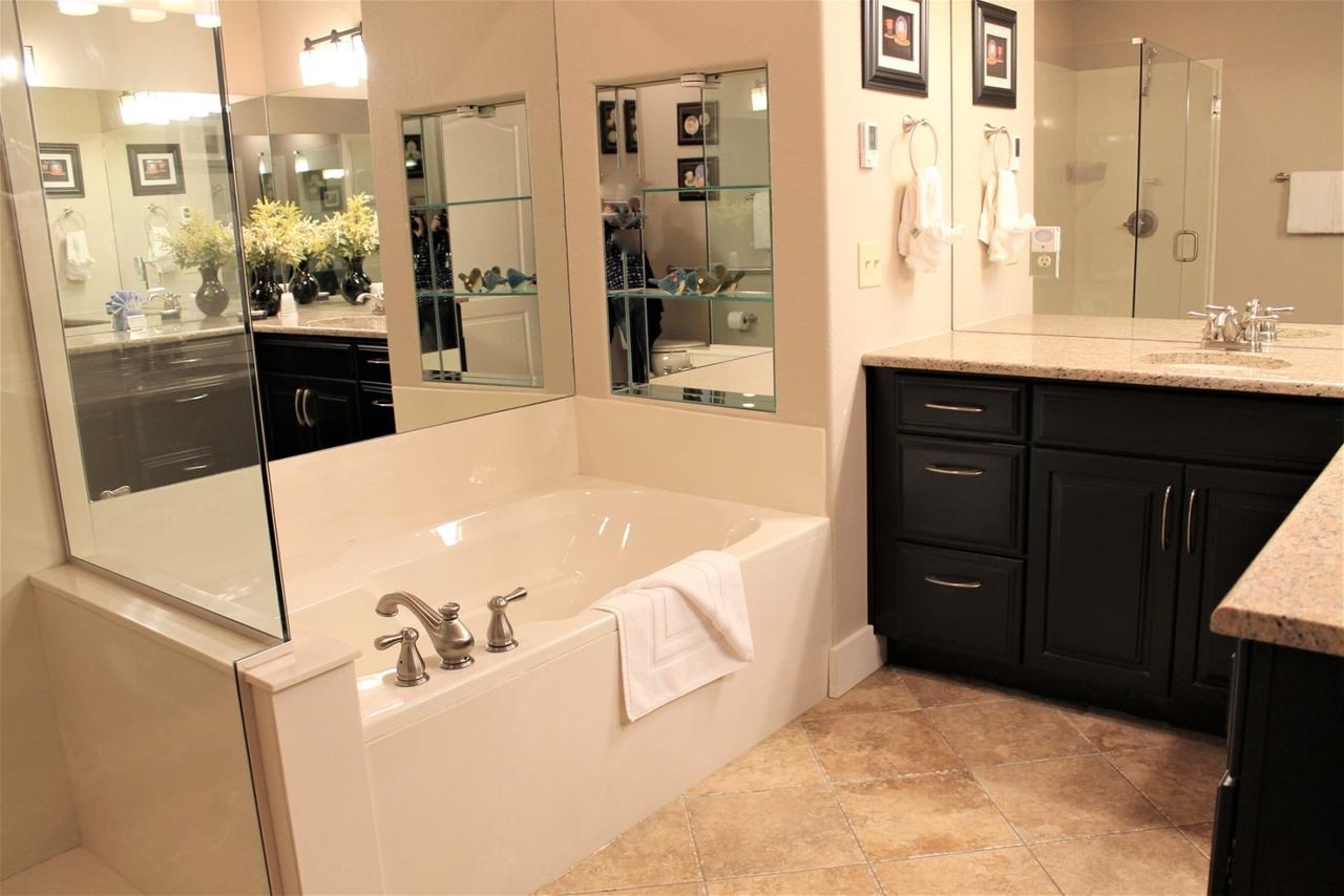 1413 - 3 Bedroom - thumb 9