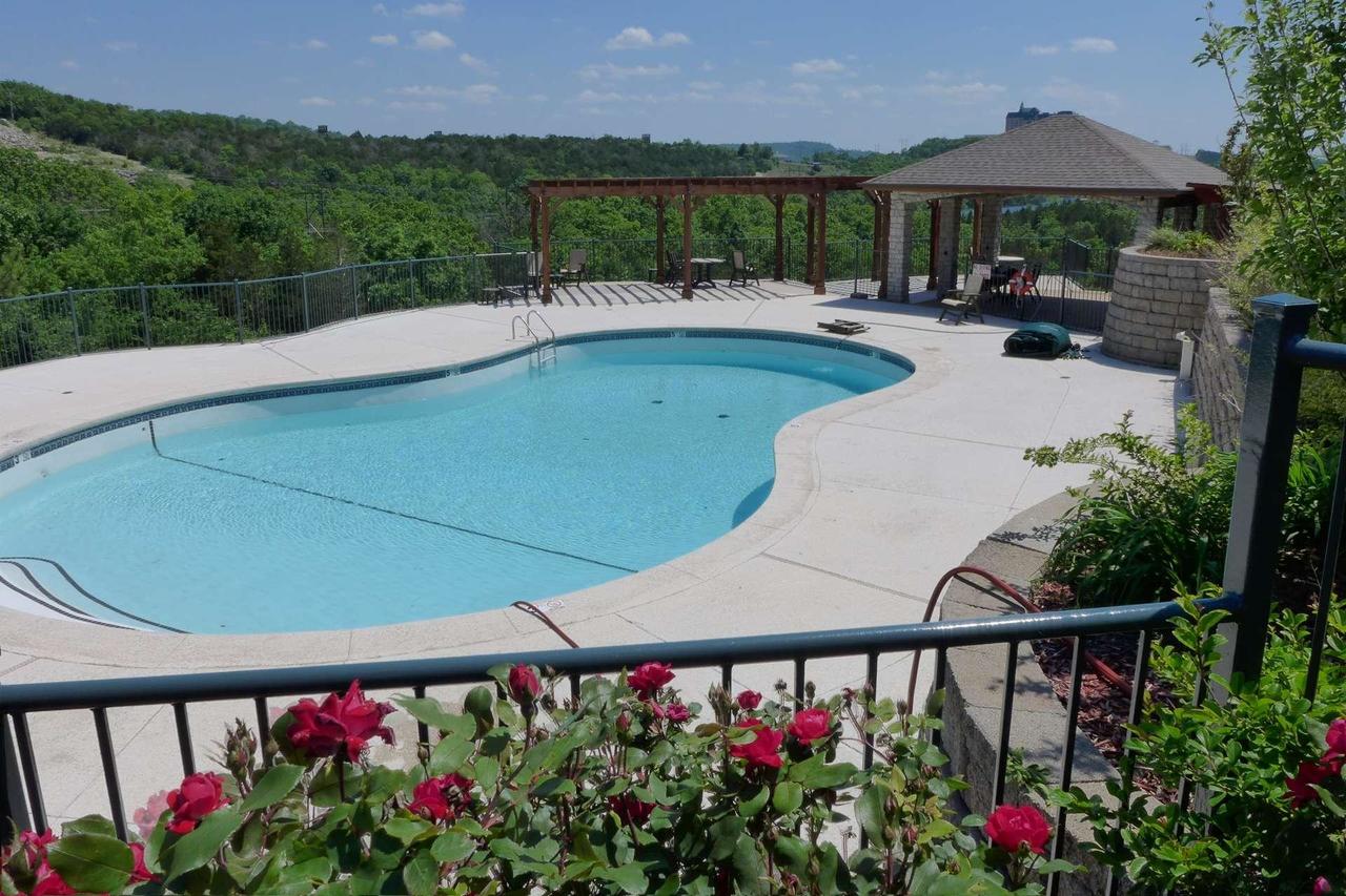 Majestic 200-107 - thumb 17