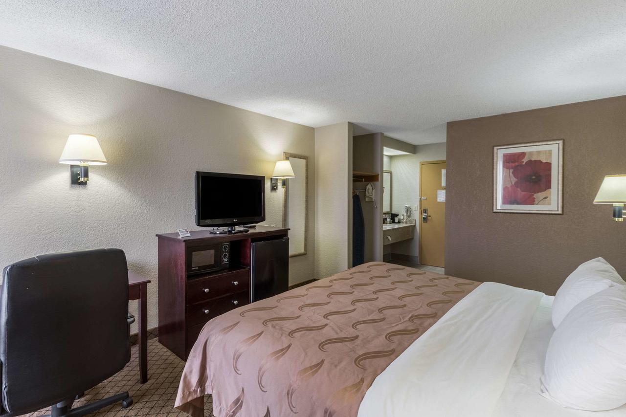 Quality Inn Rolla - thumb 19