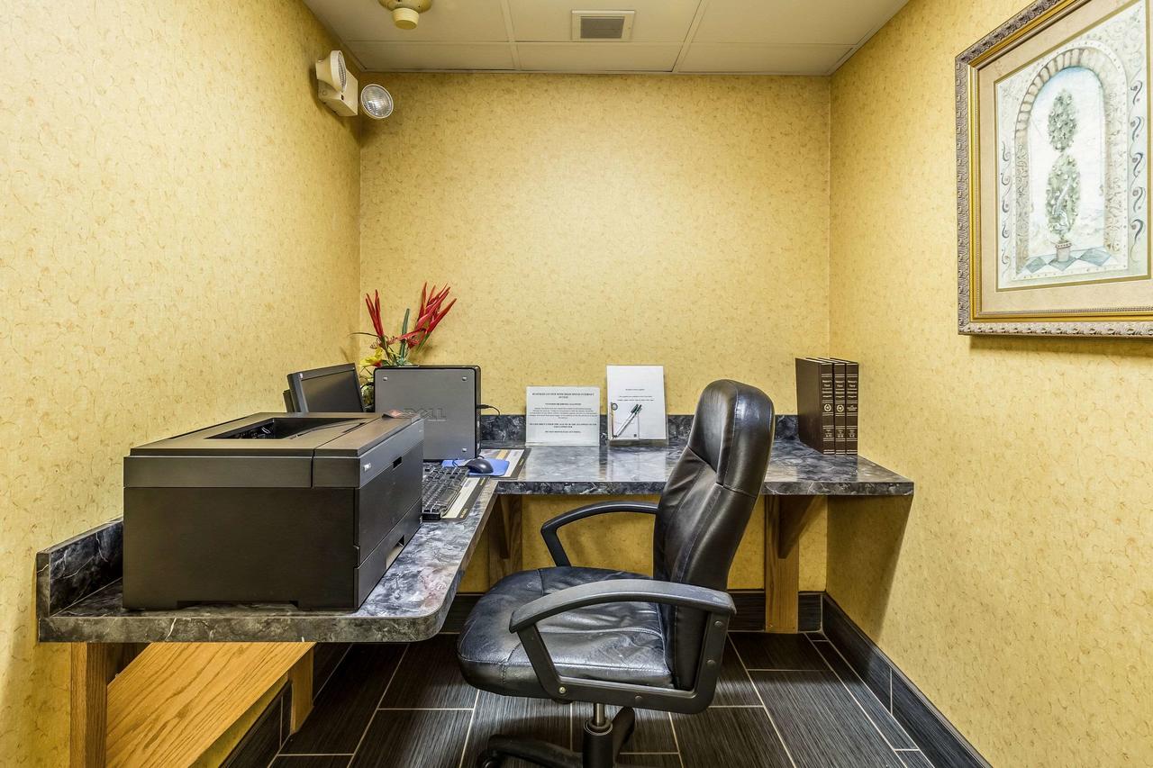 Quality Inn Rolla - thumb 22
