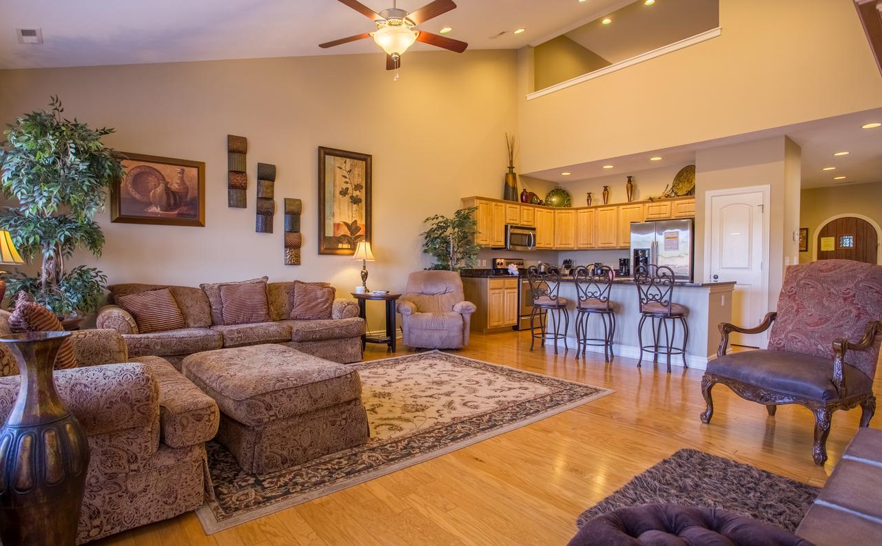 Tuscany Hills Villa - thumb 13