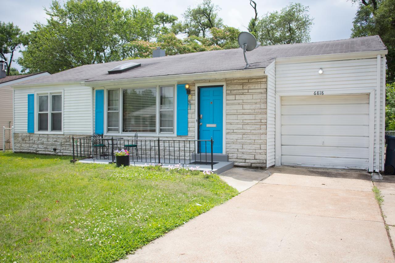 Sun-Filled 2 Bedroom Home - thumb 37