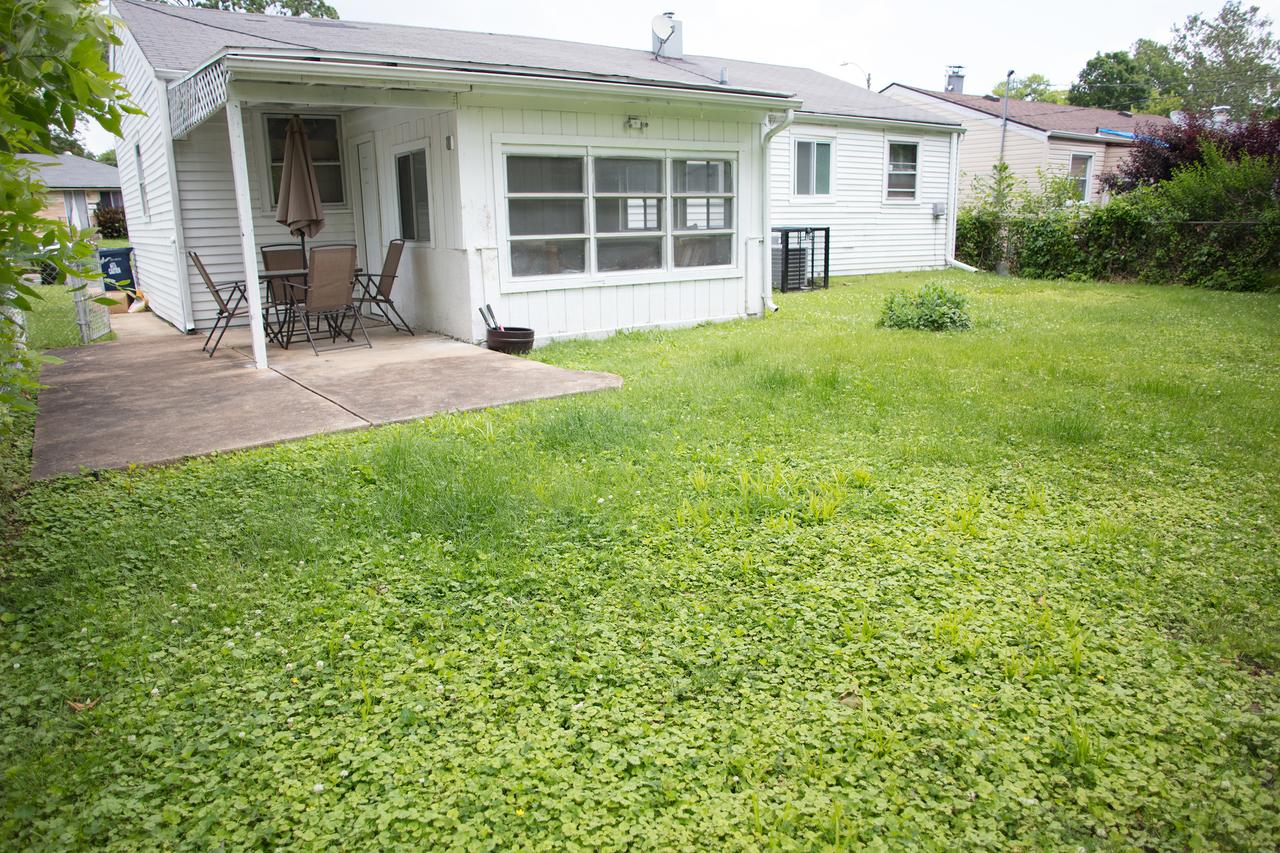 Sun-Filled 2 Bedroom Home - thumb 2