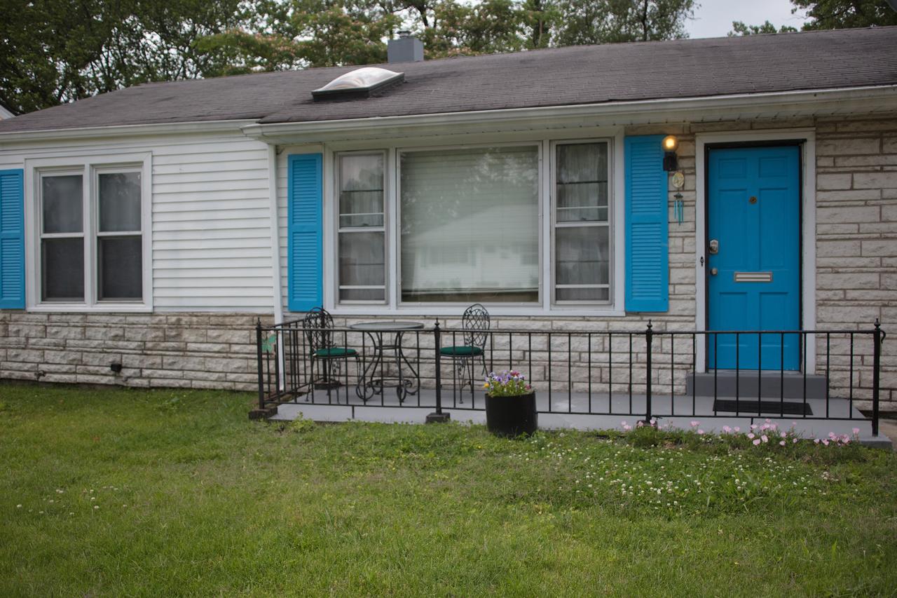 Sun-Filled 2 Bedroom Home - thumb 38