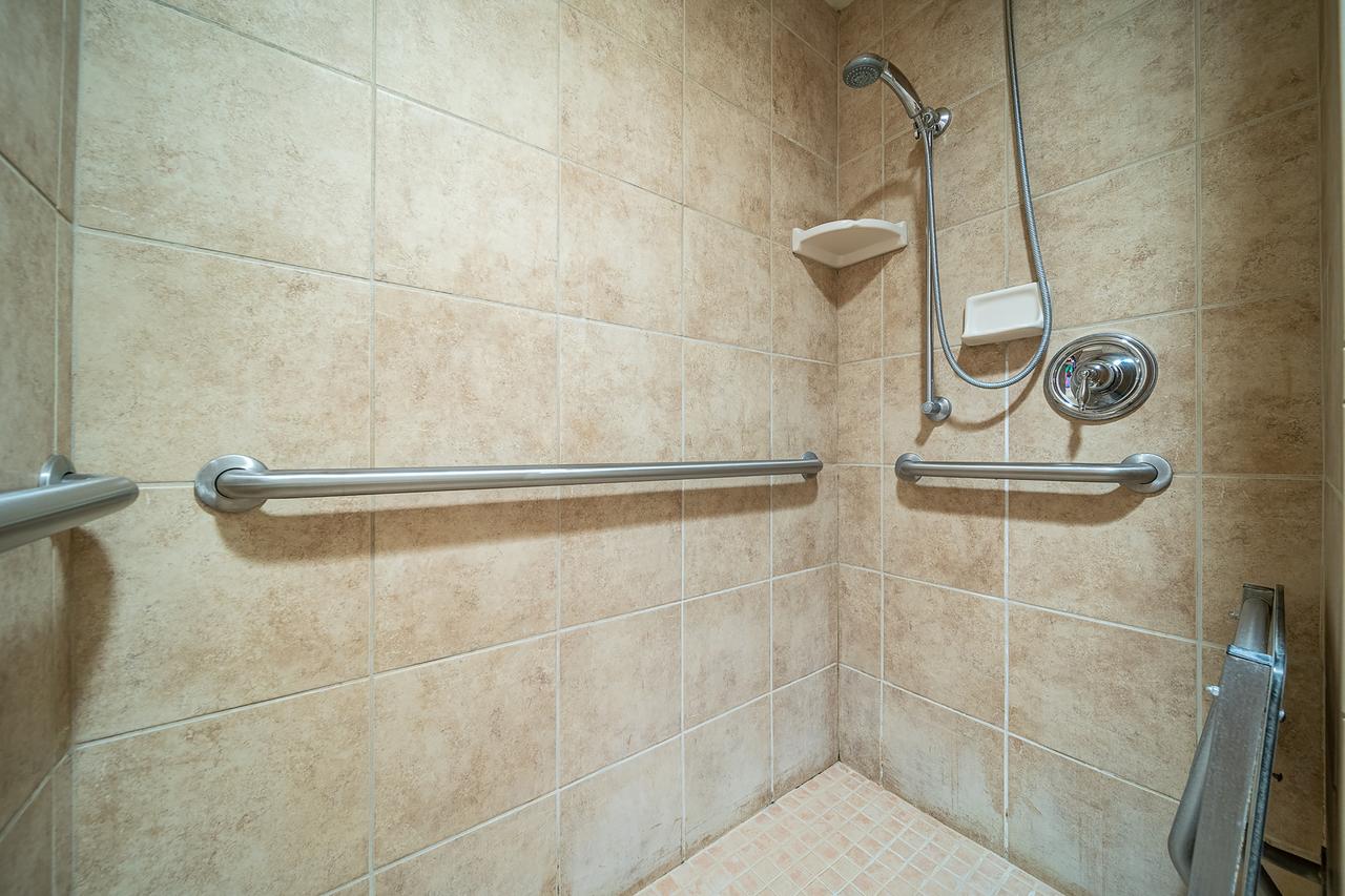 Kalispell Hilton Garden Inn - thumb 32