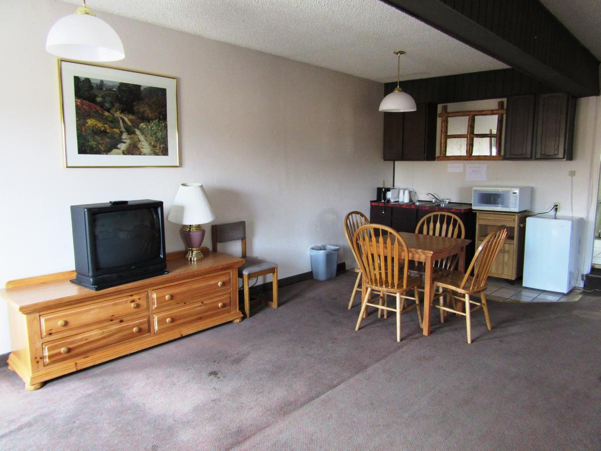 Yellowstone Country Inn - thumb 41