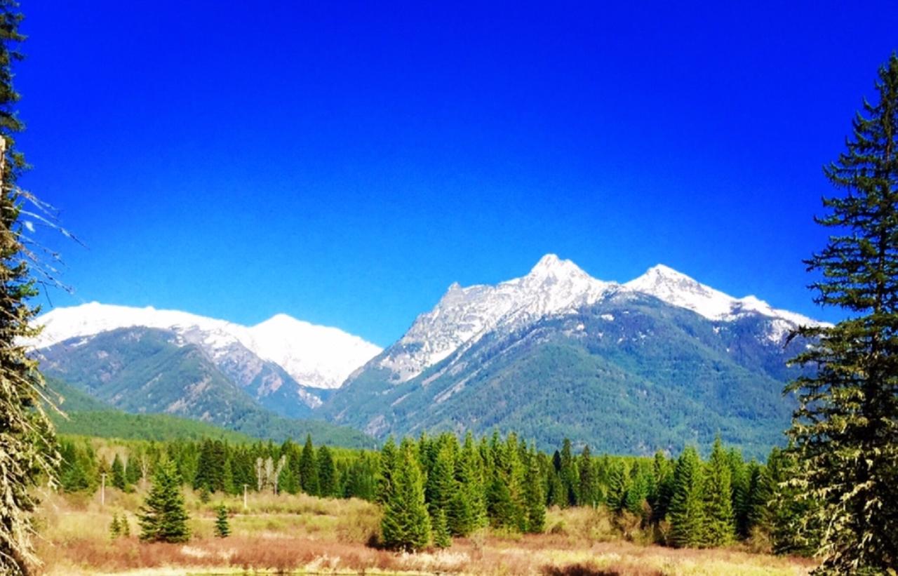 Sandman Motel - thumb 1