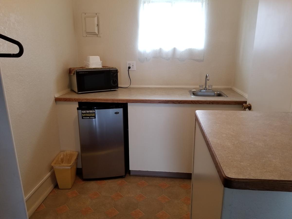 Sandman Motel - thumb 8