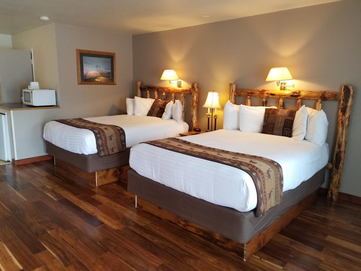 Sandman Motel - thumb 0