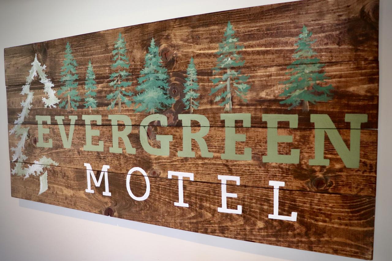 Evergreen Motel - thumb 3