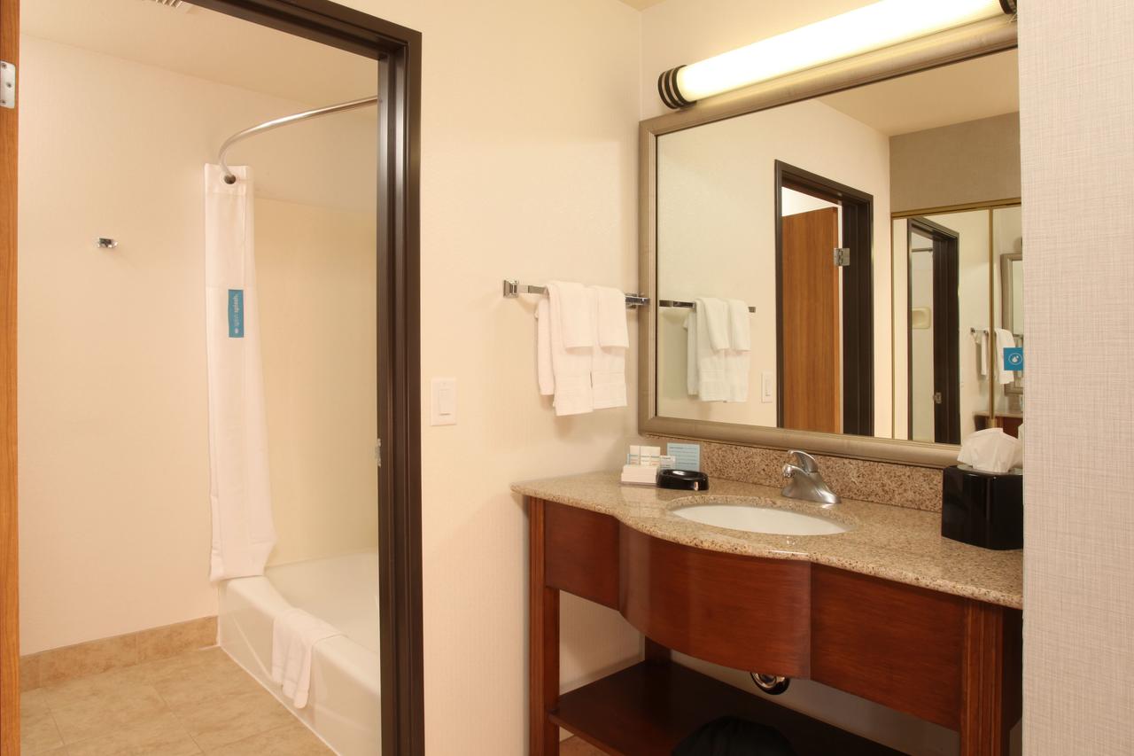 Hampton Inn Kalispell - thumb 31