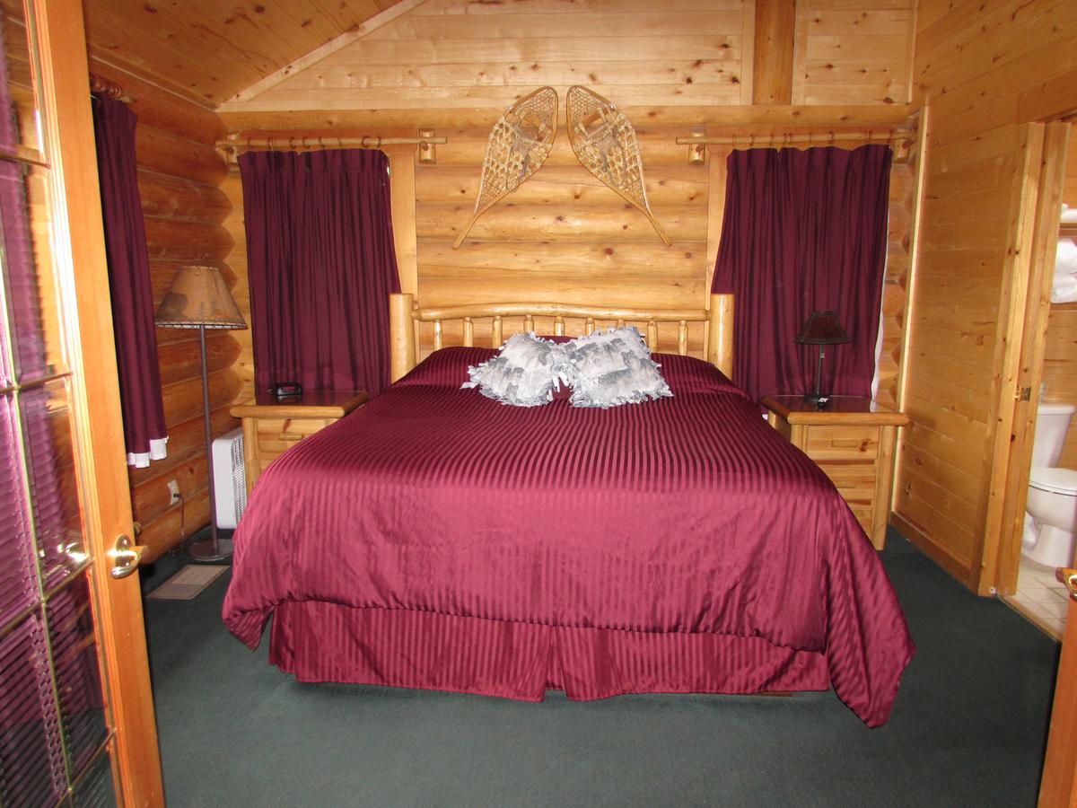 Beartooth Hideaway Inn & Cabins - thumb 22