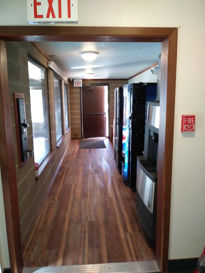 Beartooth Hideaway Inn & Cabins - thumb 4