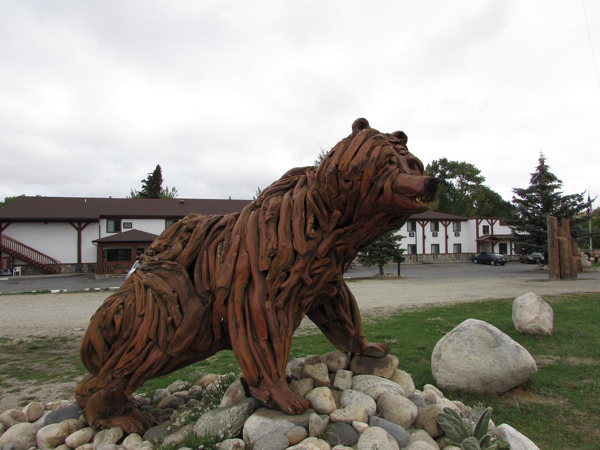 Beartooth Hideaway Inn & Cabins - thumb 0