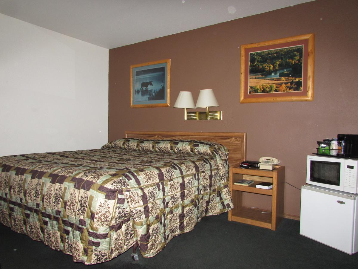 Beartooth Hideaway Inn & Cabins - thumb 21