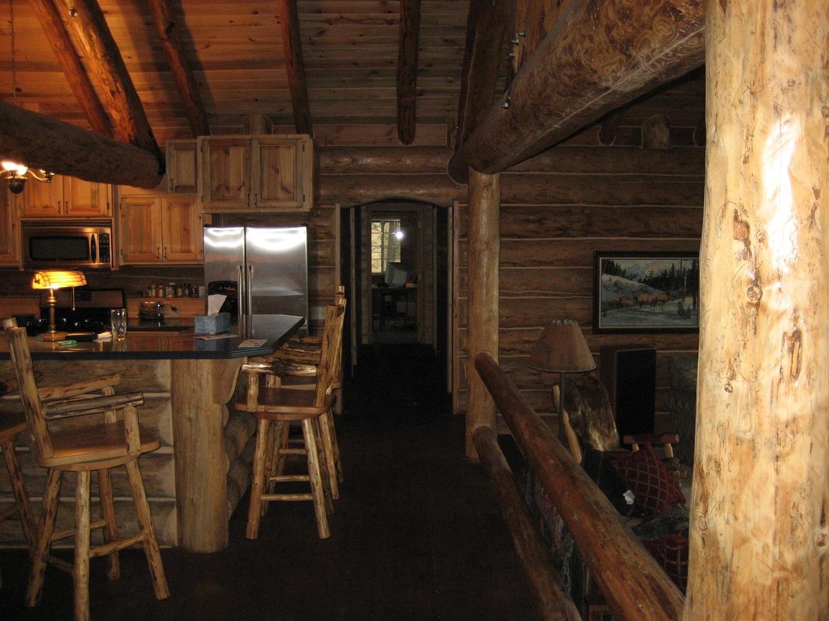 John's Cabin - thumb 9