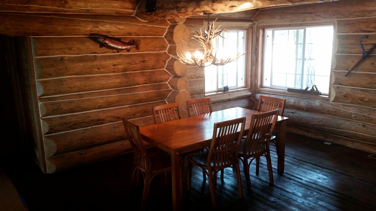 John's Cabin - thumb 12