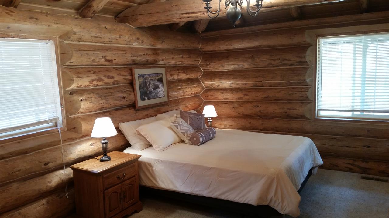 John's Cabin - thumb 7