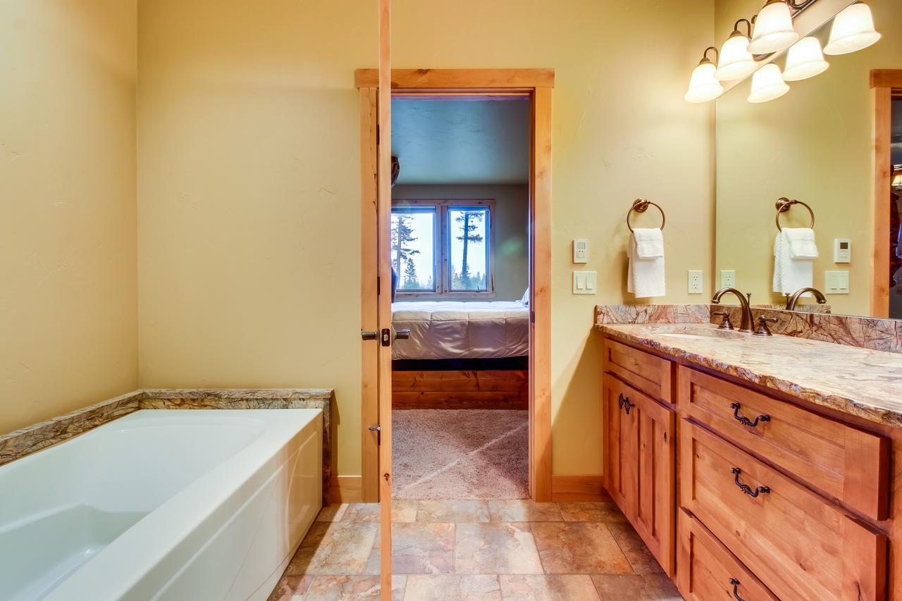 Moose Jaw Retreat - thumb 18