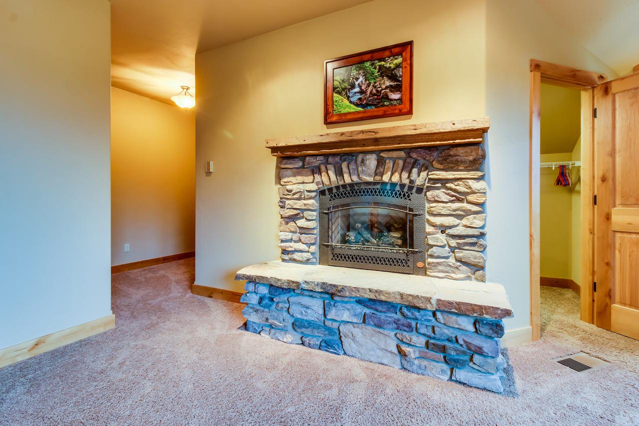 Moose Jaw Retreat - thumb 16