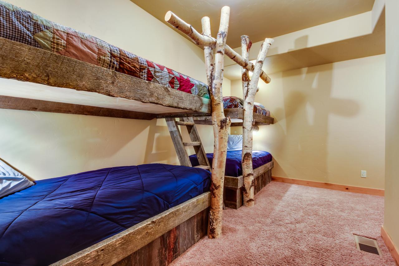 Moose Jaw Retreat - thumb 30