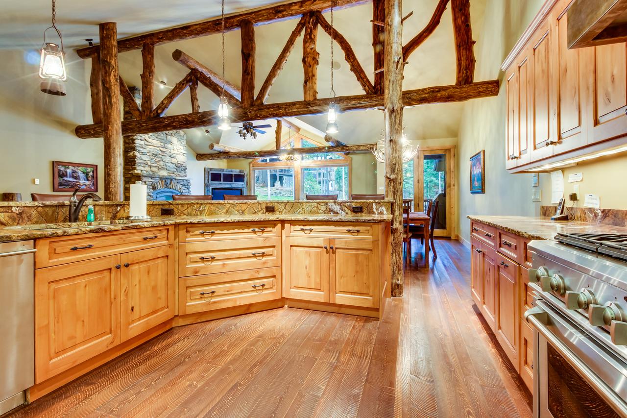 Moose Jaw Retreat - thumb 9