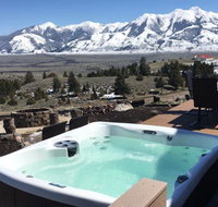Emigrant - Paradise Valley Retreat - USA Accommodation