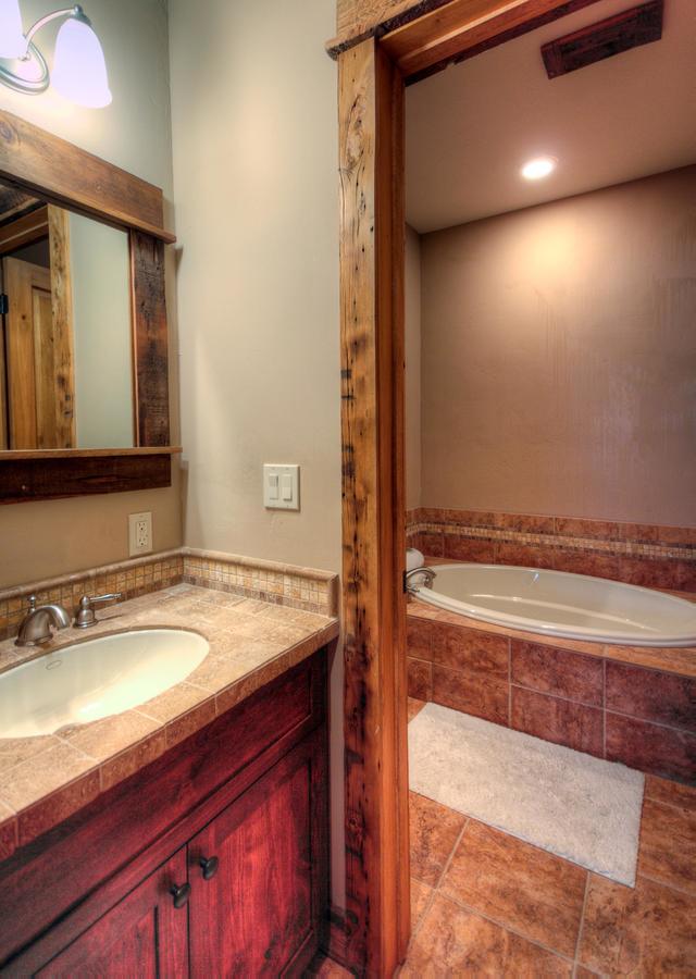 Antler Ridge Lodge - thumb 34