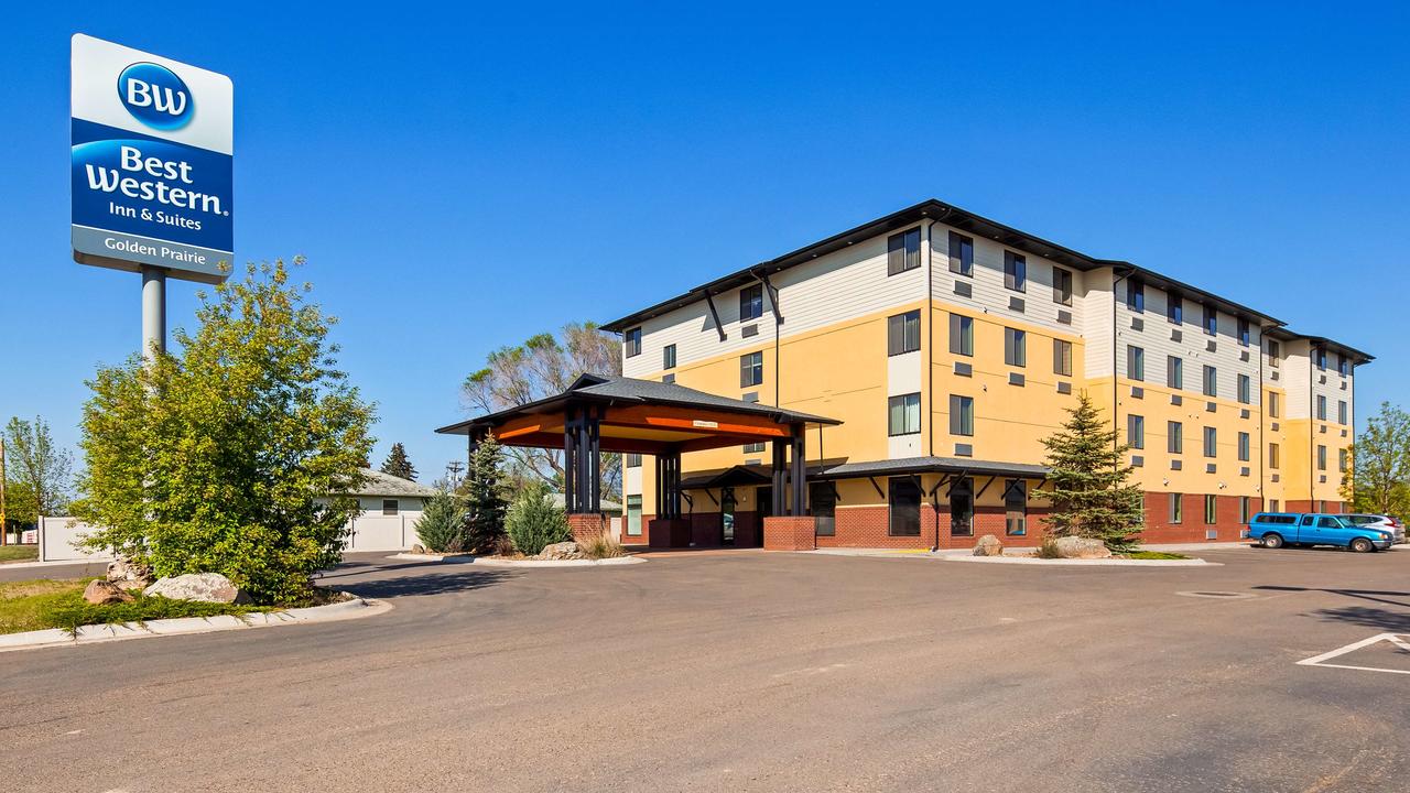 Best Western Golden Prairie Inn And Suites - thumb 0