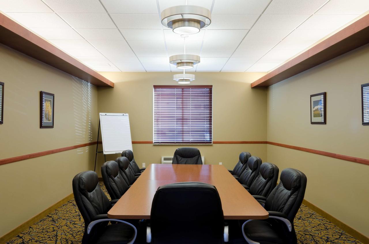 Best Western Golden Prairie Inn And Suites - thumb 14