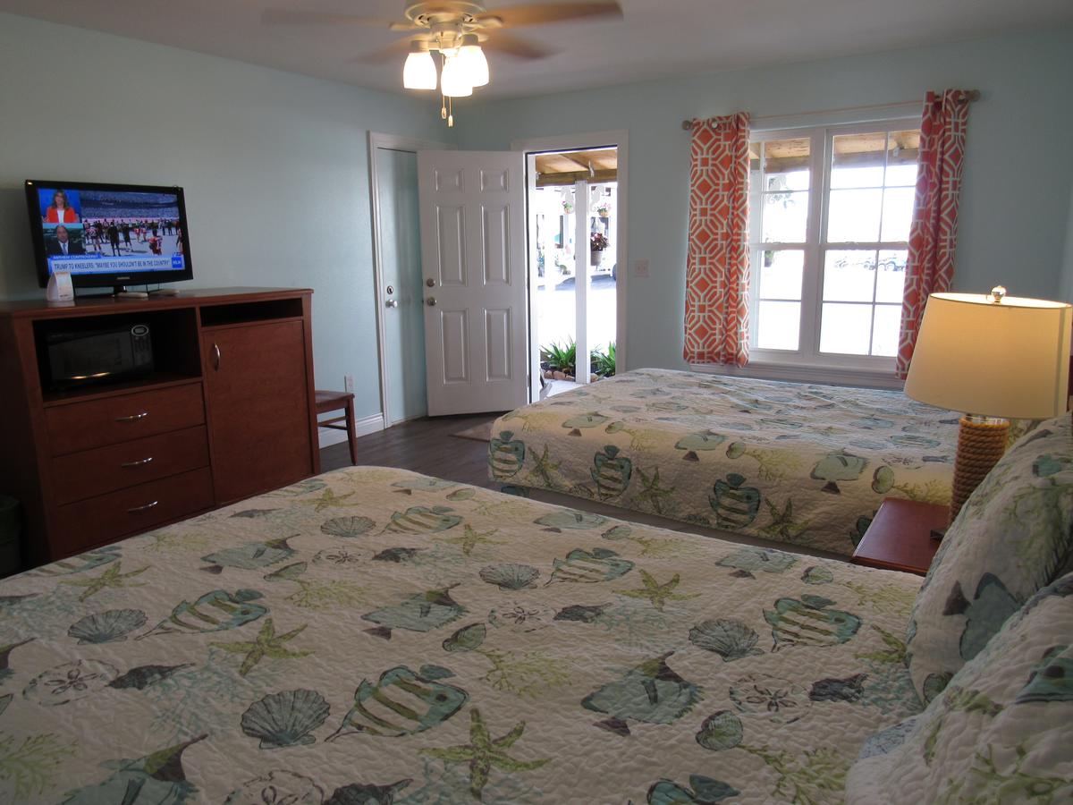 Tropic Island Resort - thumb 36