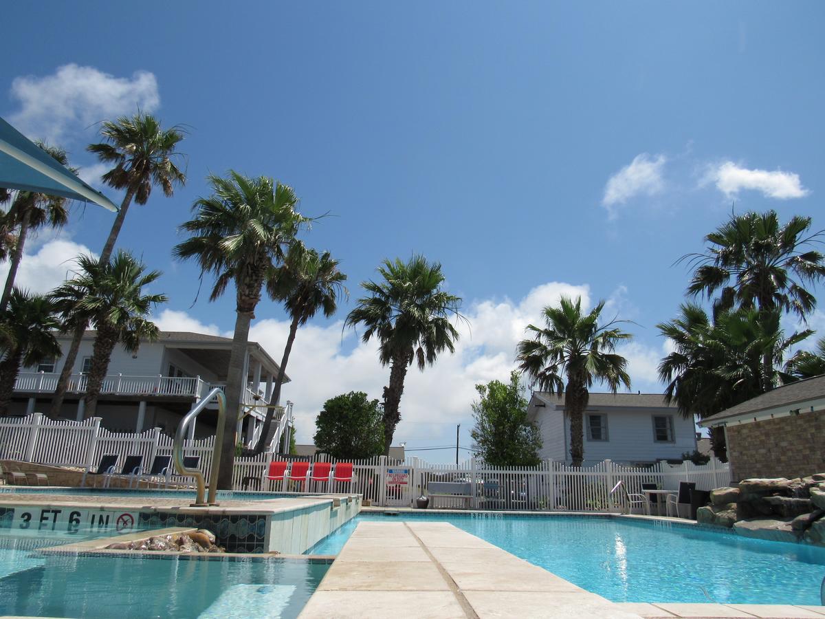 Tropic Island Resort - thumb 27