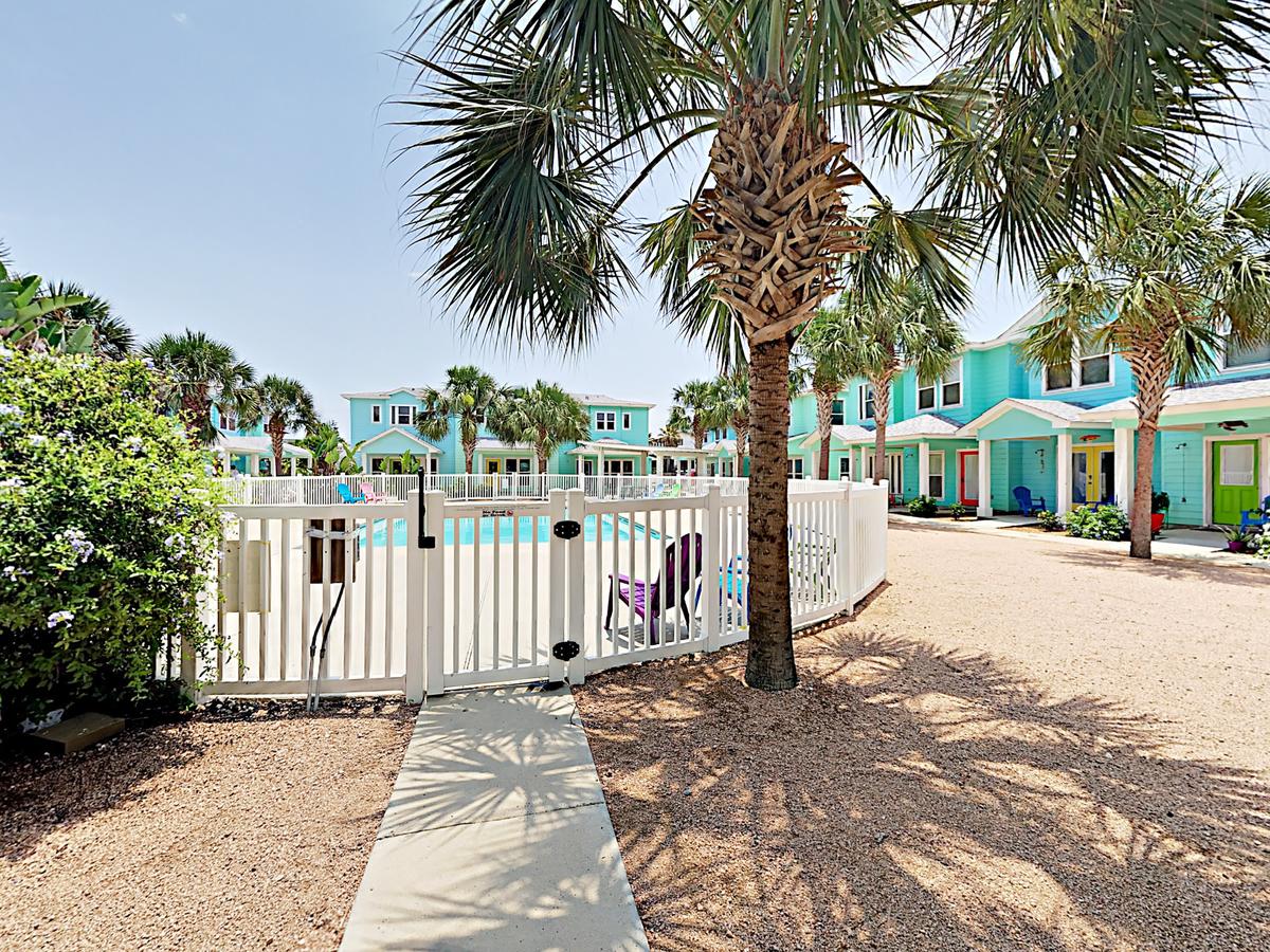 The Commons 102 - Three Bedroom Townhome - thumb 22