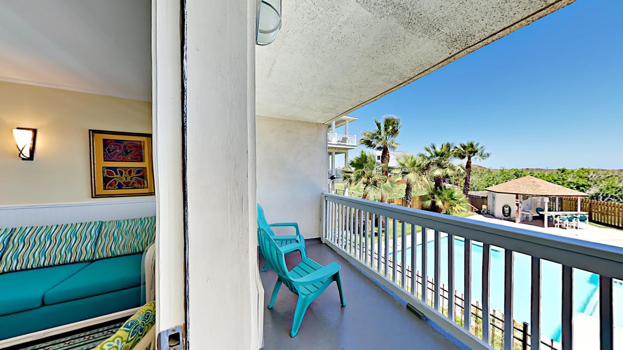 122 Sea Breeze - Sutdio Condo - thumb 10