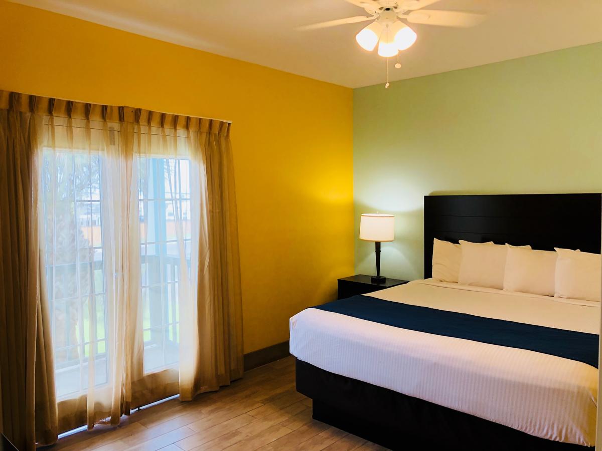 Island Hotel Port Aransas - thumb 6