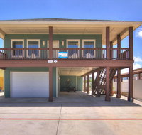 Mi Casa' Tu Casa' Upstairs Home - Tourism Bookings